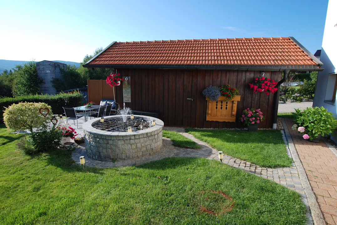 Gartenanlage Ferienwohnung Christina