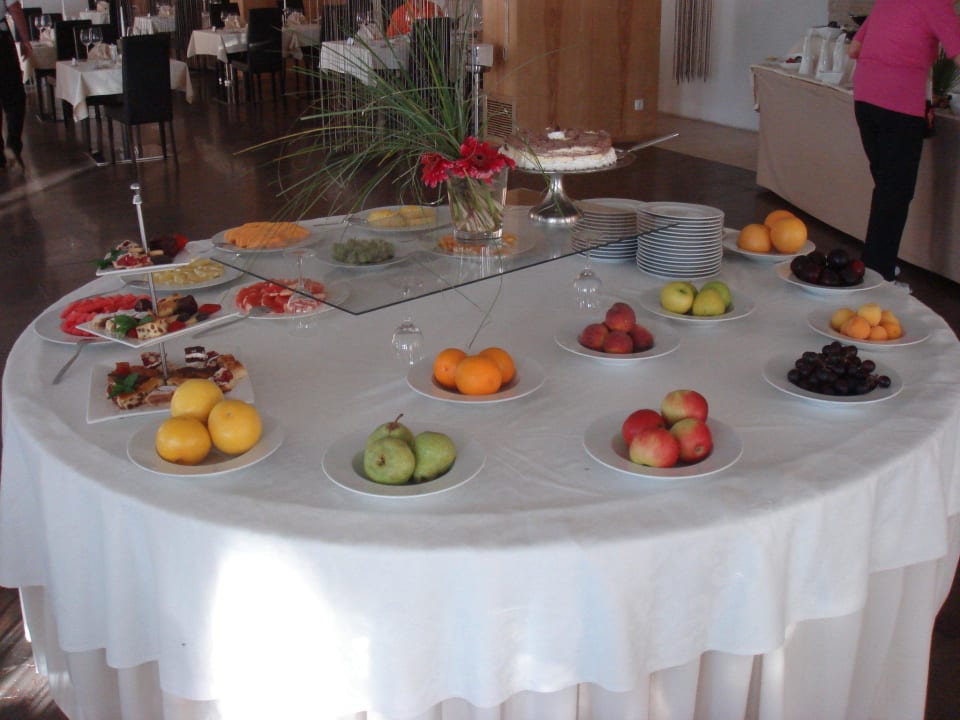 Mai 2013 2ter Nachspeisengang/Buffet Falkensteiner Hotel Adriana