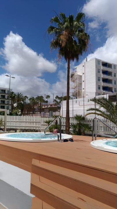 Pool Hotel LIVVO Anamar Suites
