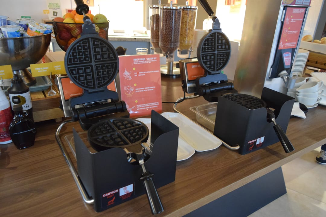 Gastro Hampton by Hilton Krakow Airport