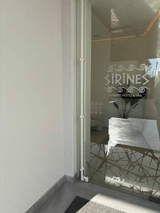 Außenansicht Sirines Luxury Hotel & Spa