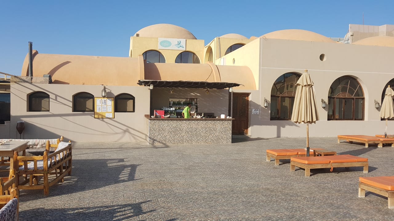 Restaurant Rohanou Beach Resort