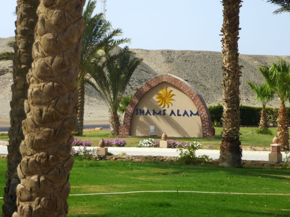 Am Eingangsbereich Shams Alam Beach Resort