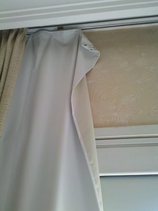 Kaputter Vorhang The Grand Hotel Hurghada
