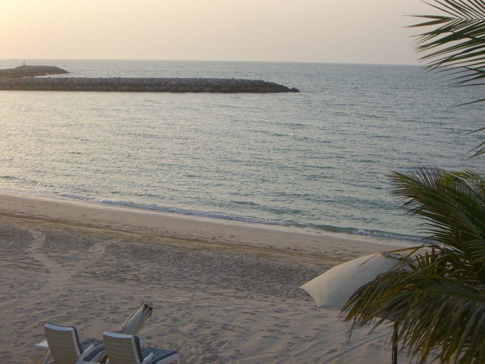 Blick von der Villa auf den Strand Rixos Al Mairid Ras Al Khaimah