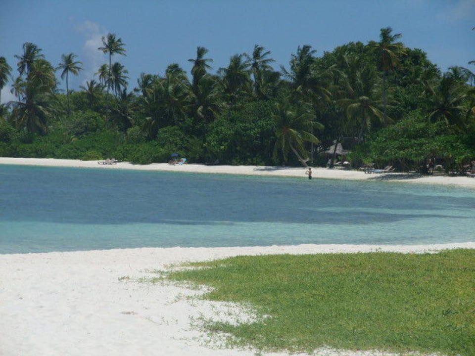 Strandabschnitt von den Garden und Beachbungalows Kuredu Island Resort & Spa
