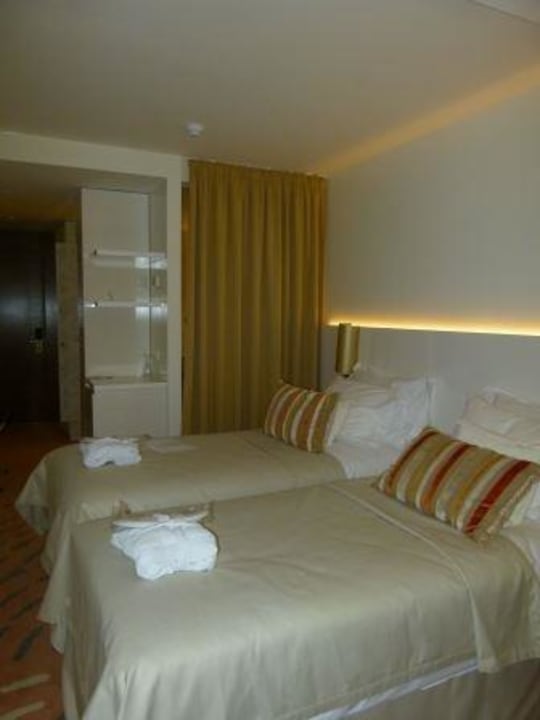 Unser Zimmer vom Fenster aus gesehen Amadria Park Ivan