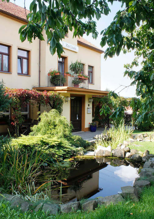 Eingang Hotel zur Linde