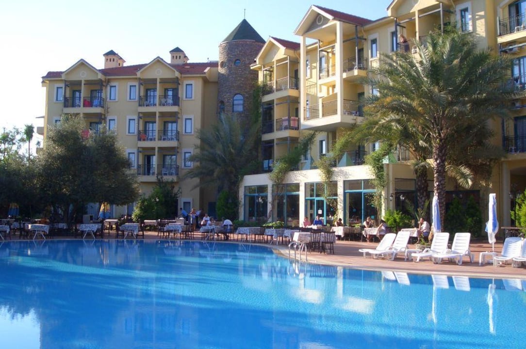 Hotel Dosi Poolseite Dosi Hotel