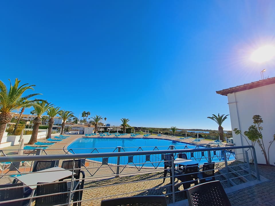 Pool Golden Club Cabanas