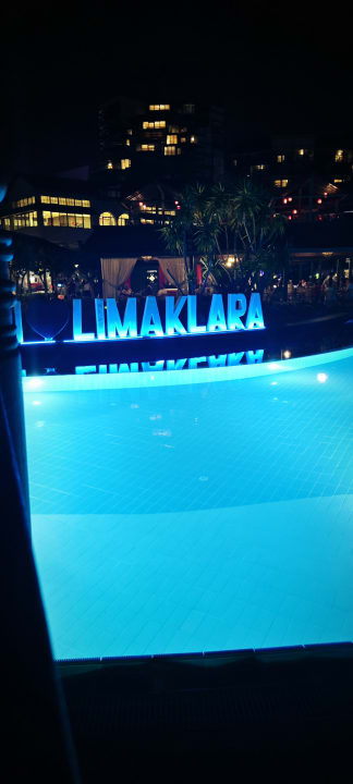 Pool Limak Lara Deluxe Hotel & Resort