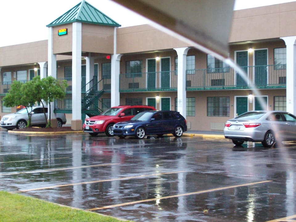 Saubere Anlage Knights Inn West Memphis