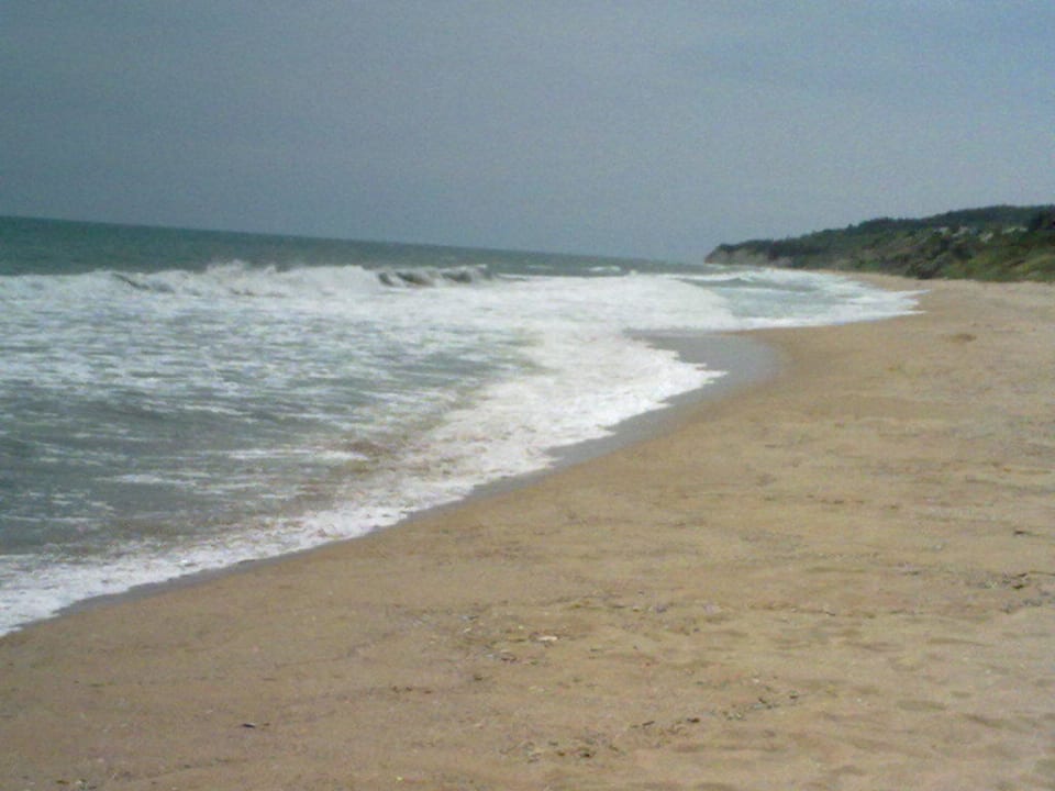 Das Meer an den weniger ruhigen Tagen Sol Luna Bay