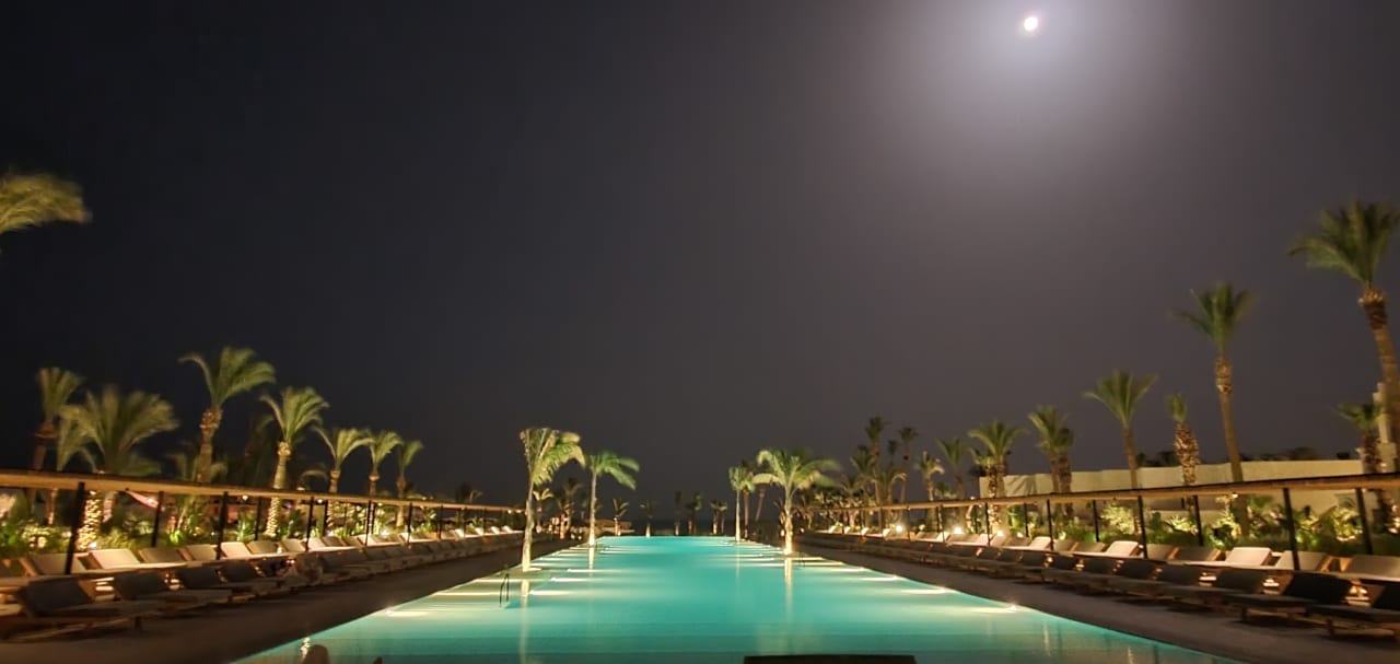 Pool Serry Beach Resort