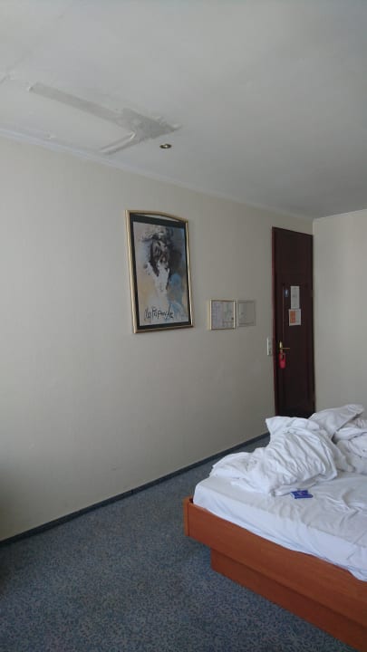 Zimmer Hotel Panorama am Adenauerplatz