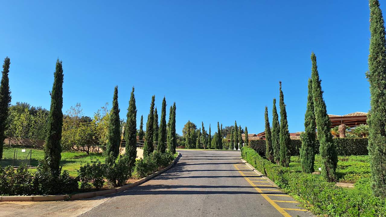 Gartenanlage Grecotel LUXME Costa Botanica