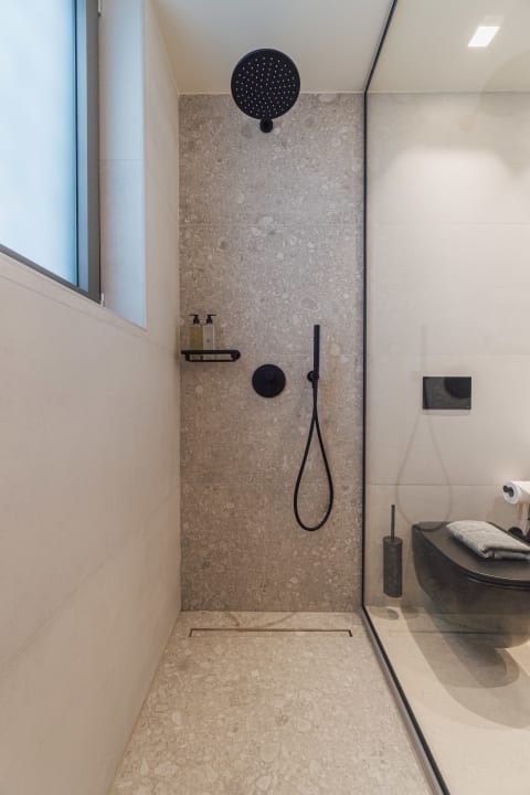 Zimmer TAF Villas Beach Resort with Tesla