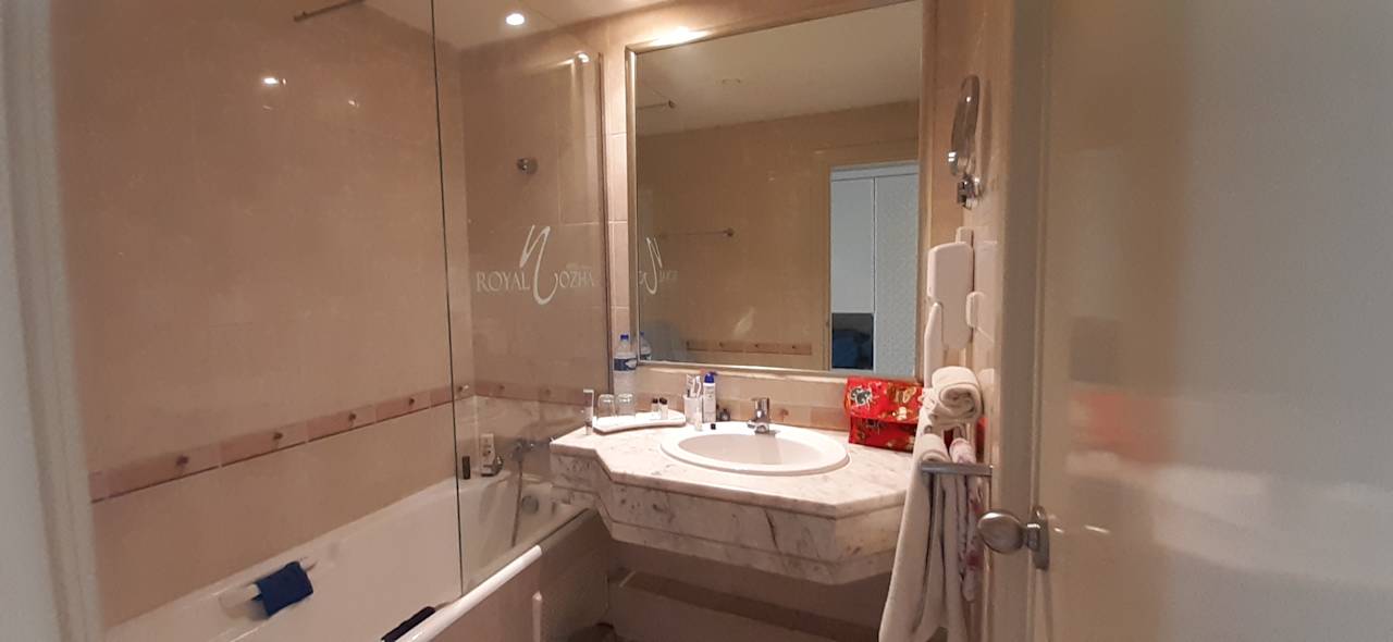 Zimmer Hotel Royal Nozha