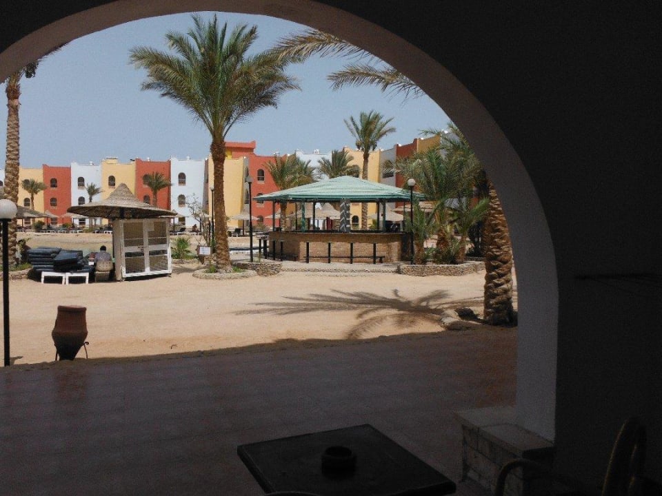 Von der Terrasse auf die Lagune A Arabia Azur Resort