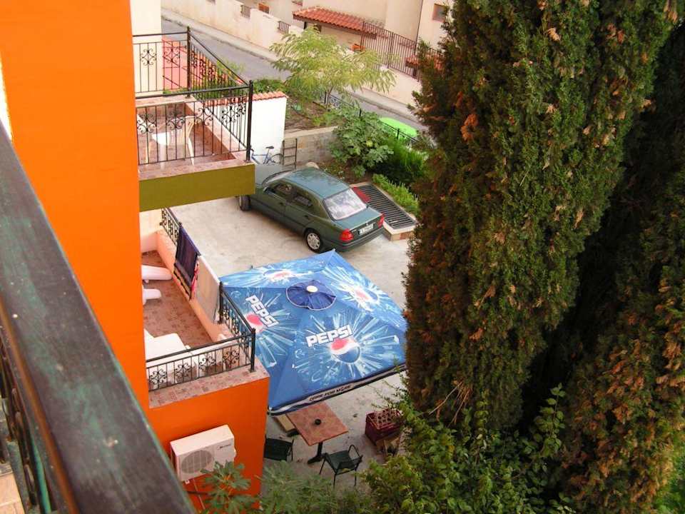 Widok z balkonu Hotel Kiparisite