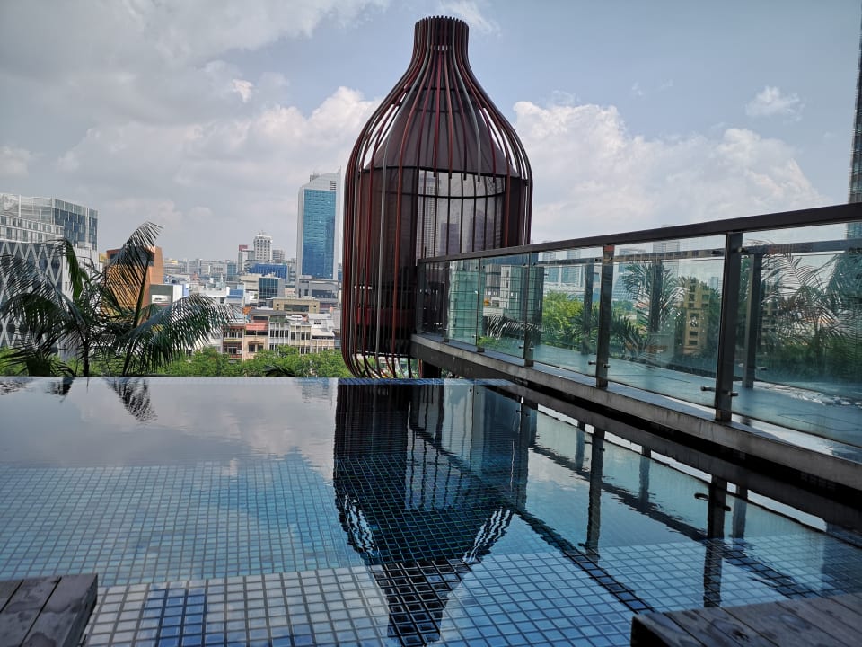 Pool Parkroyal on Pickering