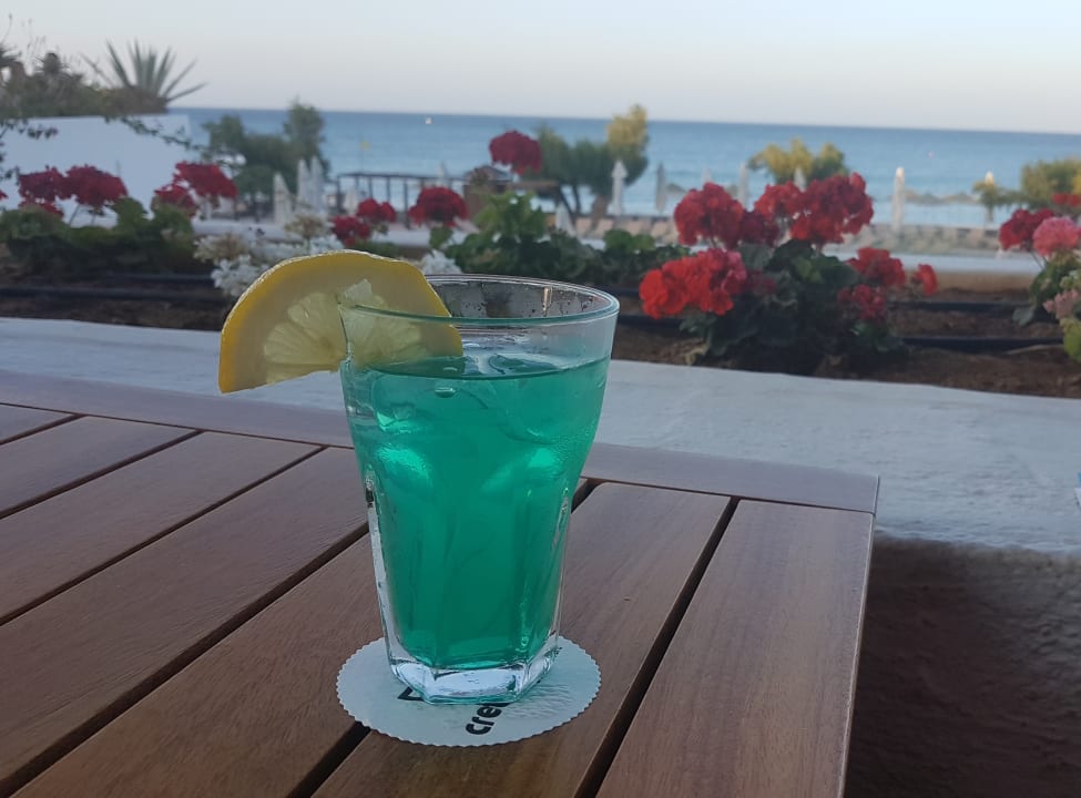Drink in der Romantica Bar Creta Maris Resort