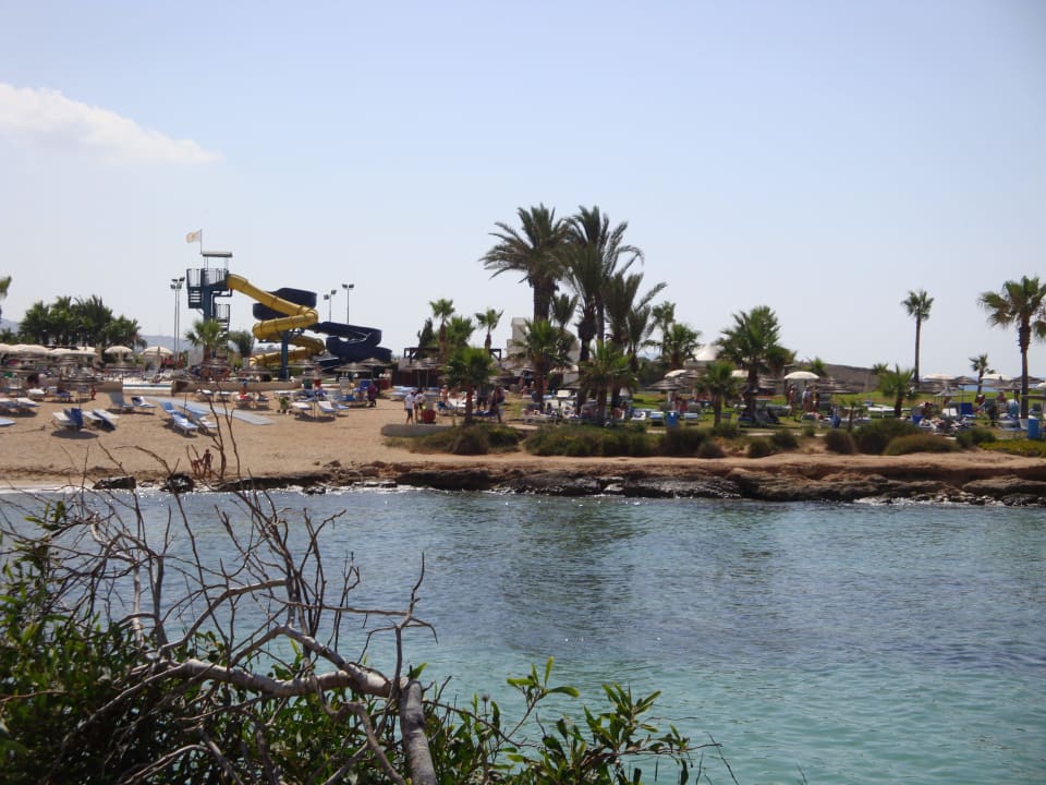 Hoteleigene Bucht Adams Beach Hotel