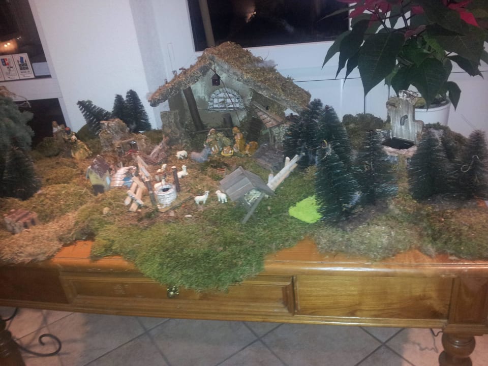 Schön dekorierter Eingangsbereich Landhotel Wüllner