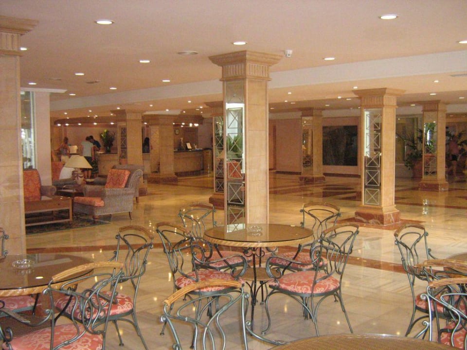 Lobby Grupotel Los Principes & Spa
