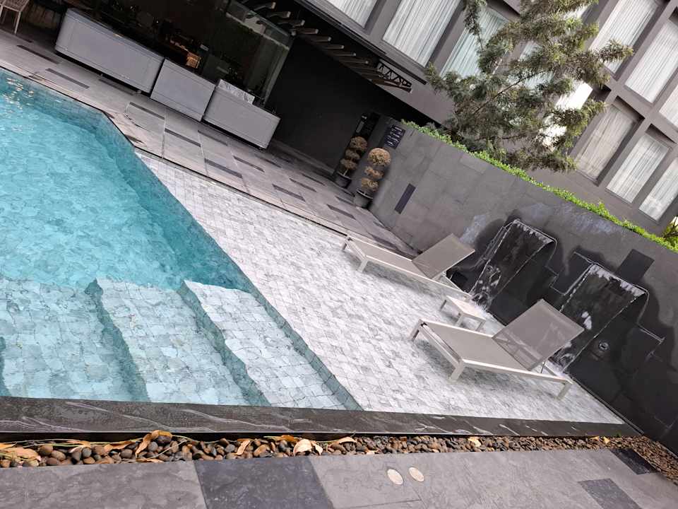 Pool Best Western Plus Nexen Pattaya