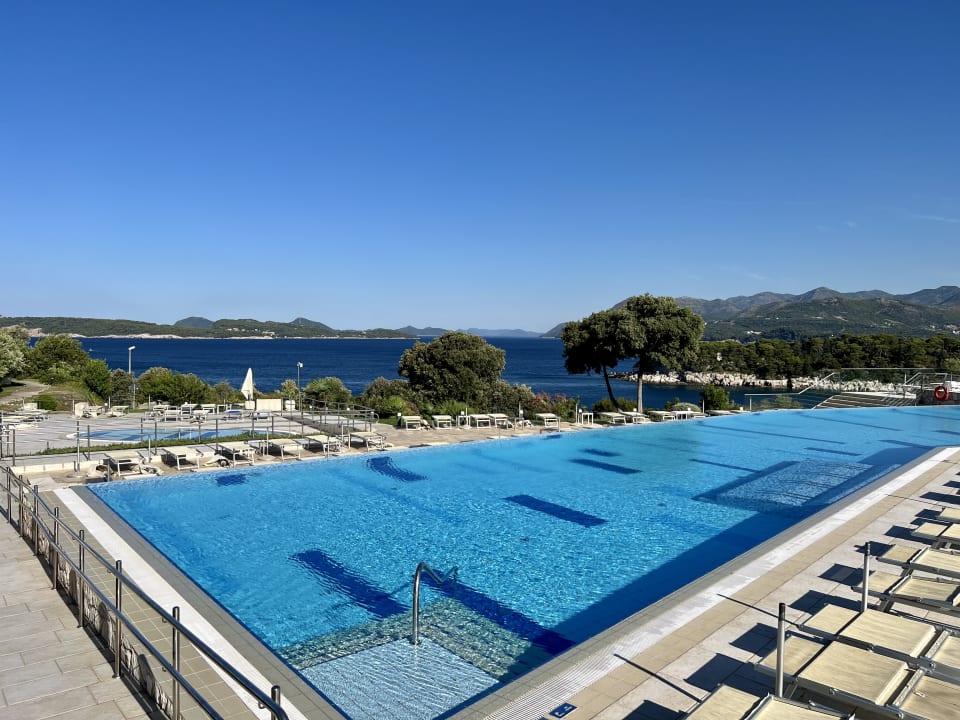 Pool Valamar Argosy Hotel