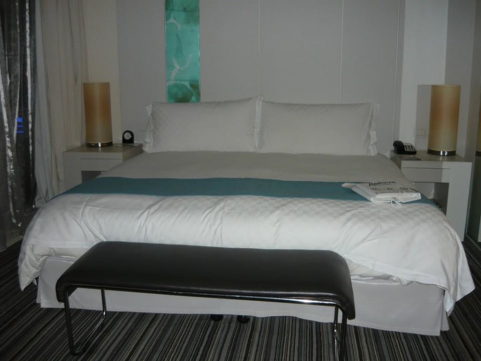 Schlafzimmer Grand Mercure Shanghai Century Park