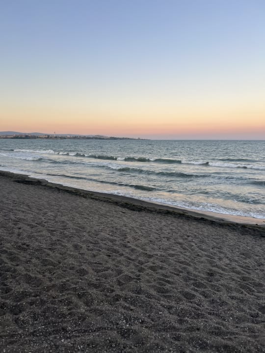 Strand Wave Resort