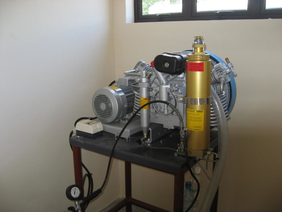 Kompressor der Tauchbasis Constance Ephelia