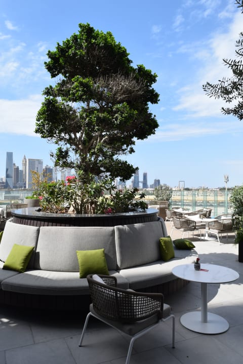 Pool Hotel Indigo Dubai Downtown by IHG