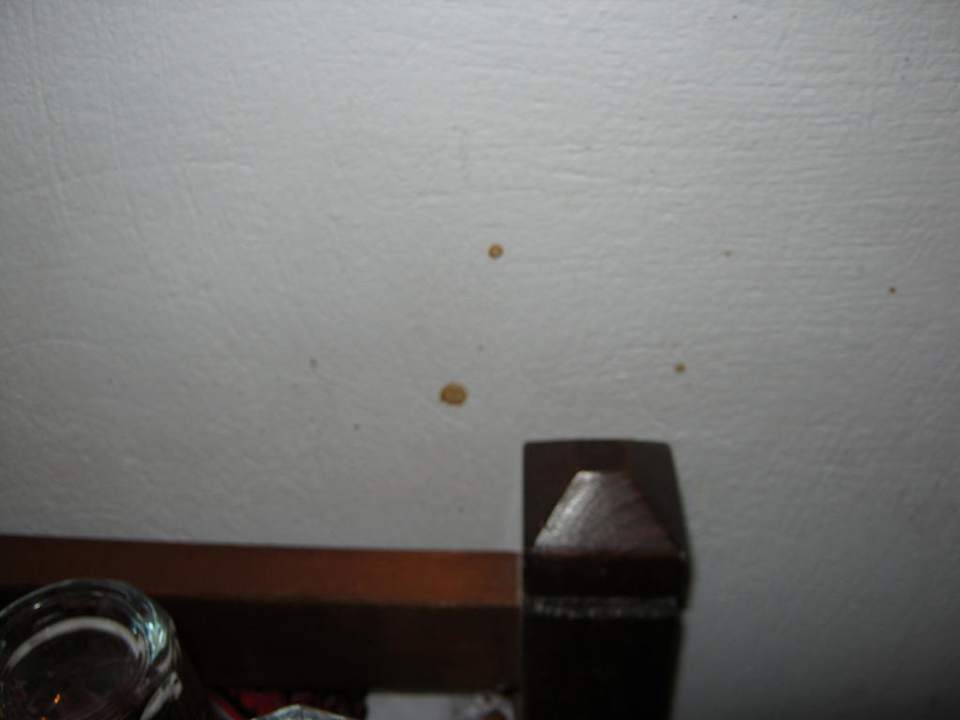 Flecken an der Wand Hotel Marianna