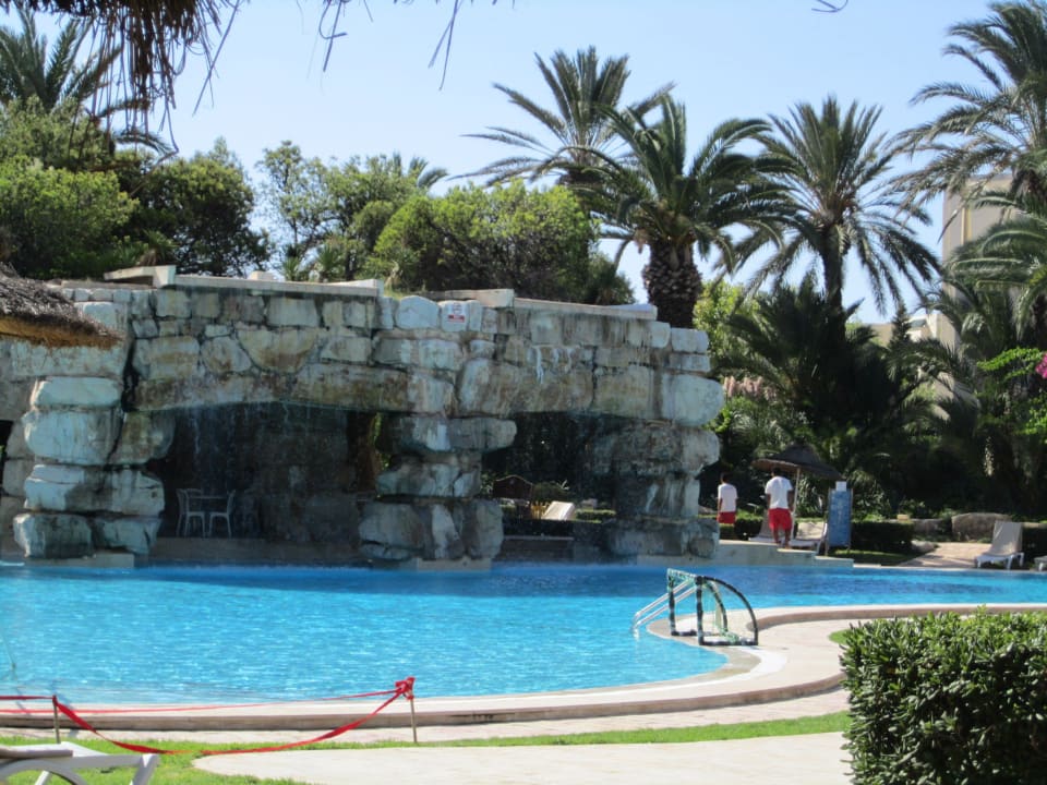 Am großen Pool  TUI MAGIC LIFE Africana