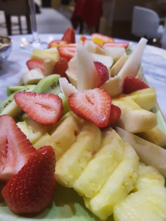 Gastro Acanthus Cennet Barut Collection