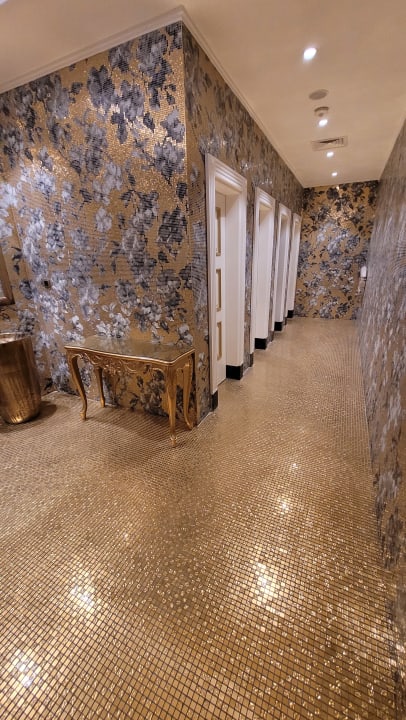 Sonstiges Azura Deluxe Resort & Spa Hotel