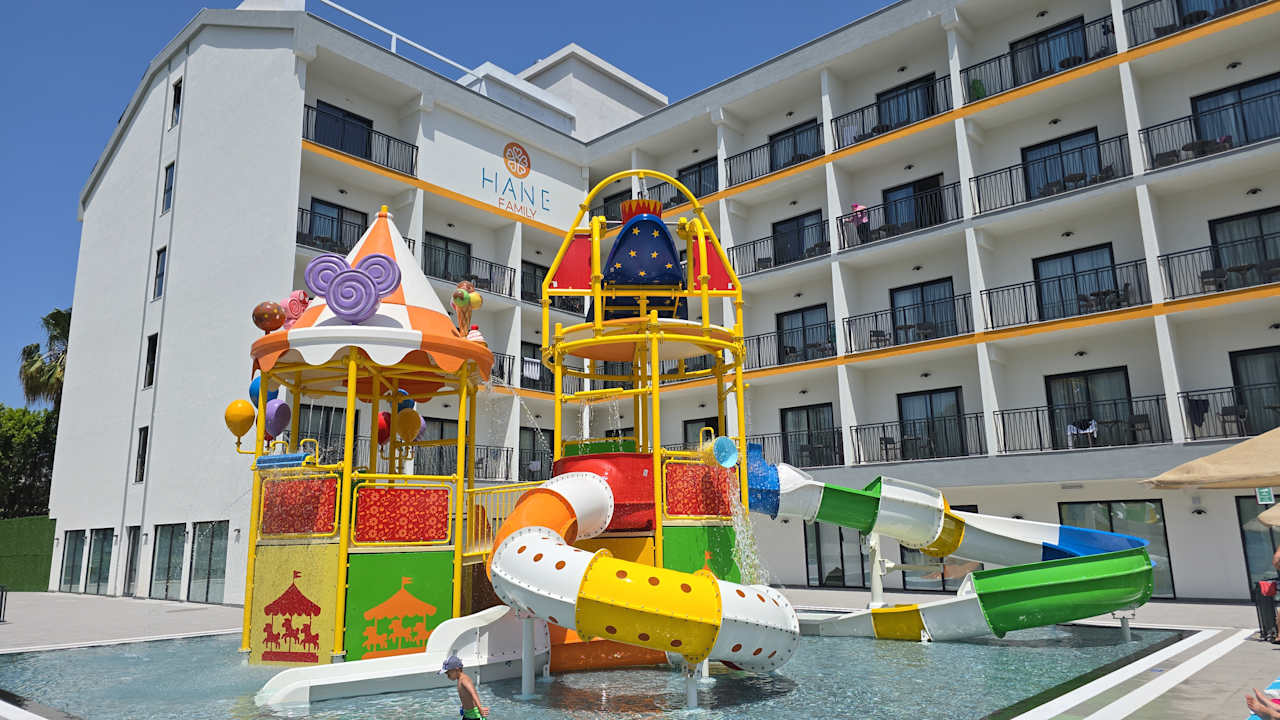 Pool Hane Family Resort