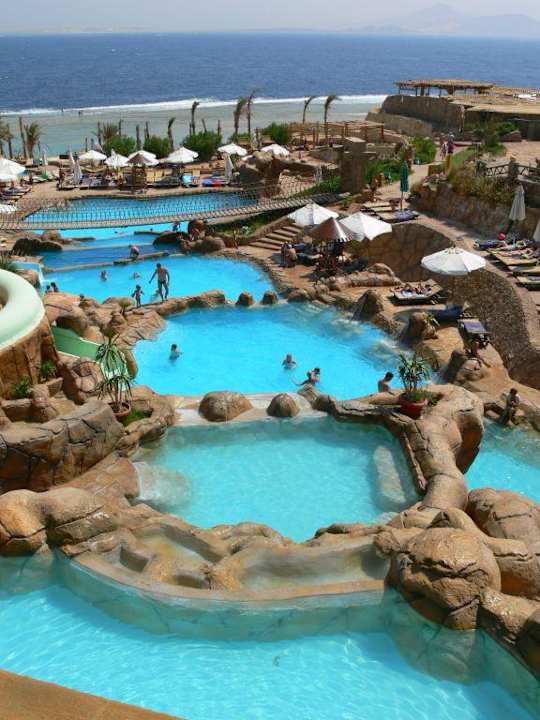 Basen kaskadowy Hotel Hauza Beach Resort