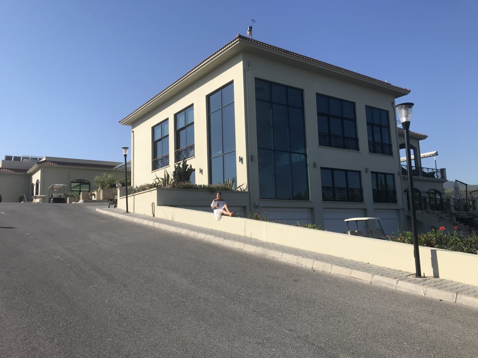 Außenansicht Korineum Golf & Beach Resort