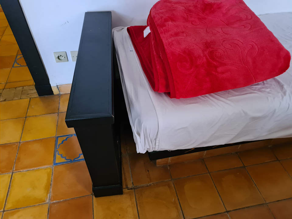 Zimmer Borjs Hotel Suites & Spa