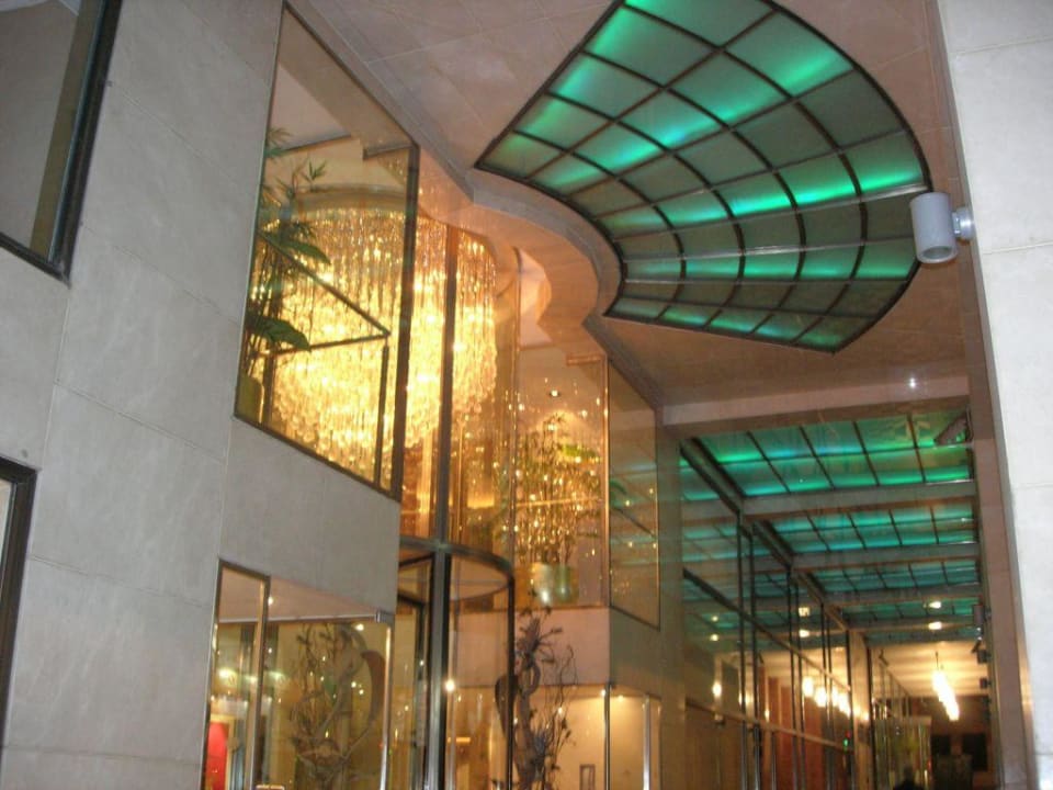 Eingang Meliá Athens Hotel