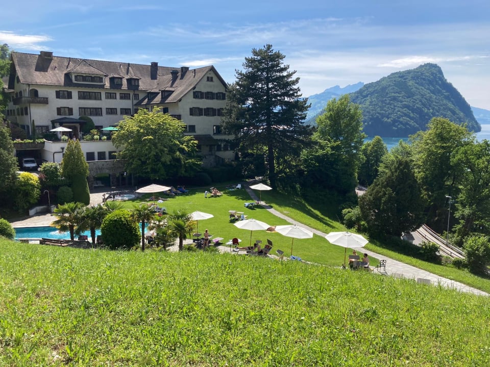 Außenansicht See- und Seminarhotel FloraAlpina