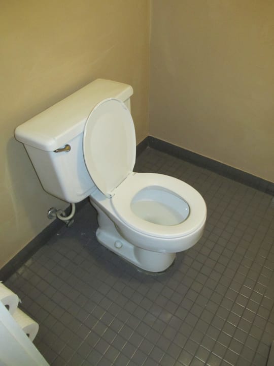 WC Hotel Days Inn Six Flags Ballpark