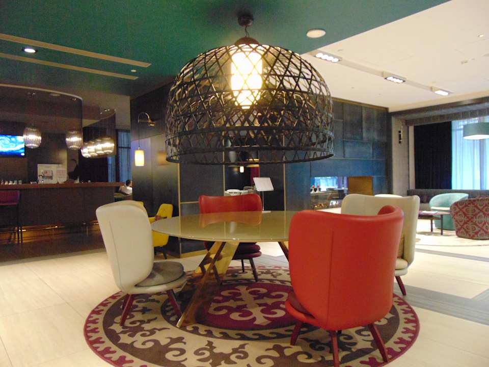 Lobby Mercure Almaty City Center
