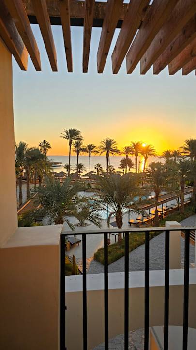 Zimmer Serry Beach Resort