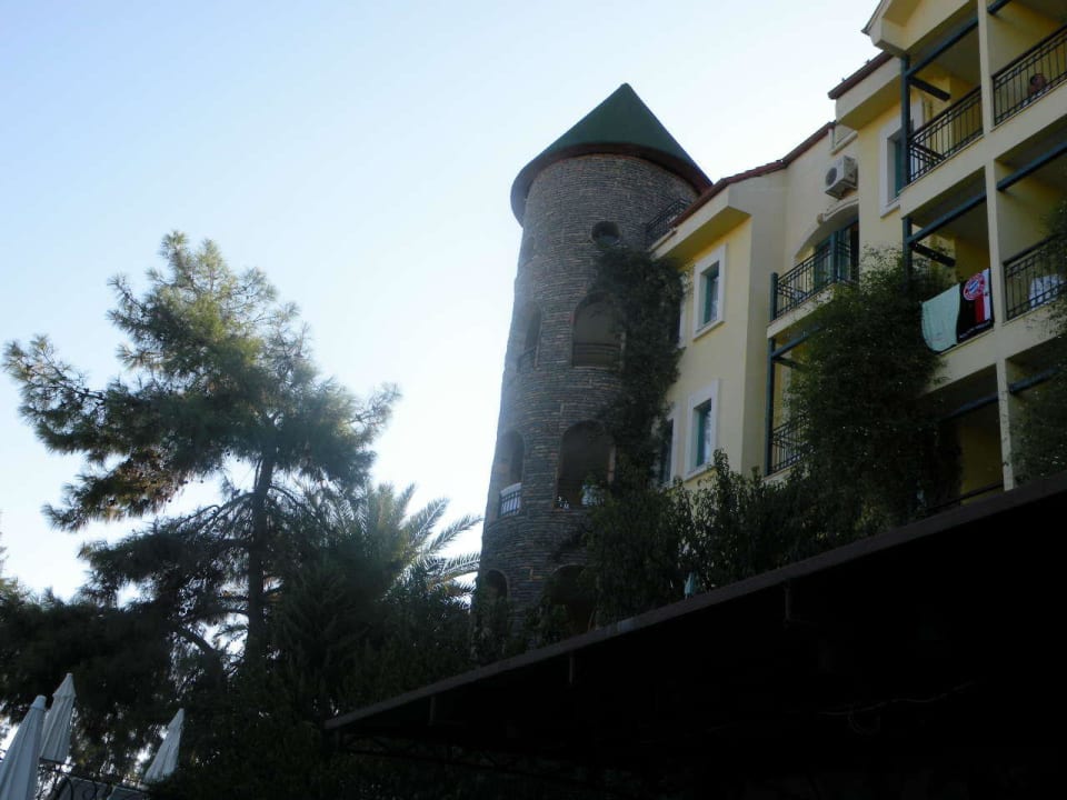 Hotelansicht vom Pool Dosi Hotel