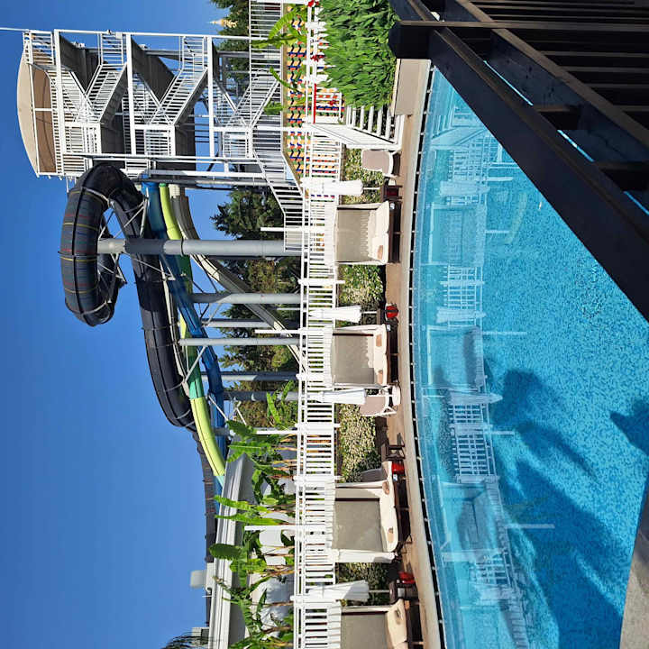 Pool Adalya Elite Lara